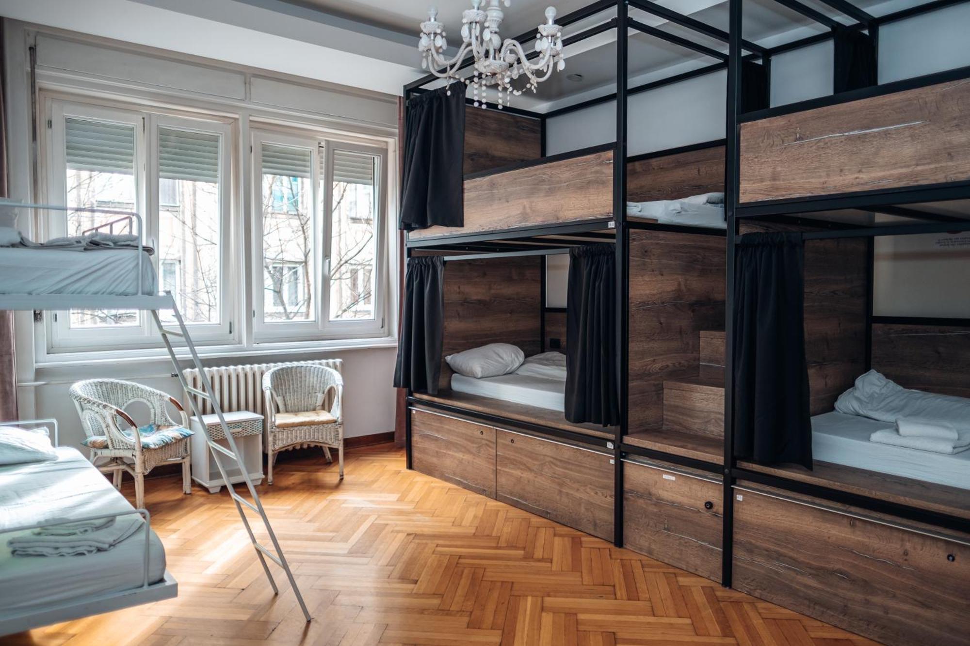 Beogradjanka Hostel *
